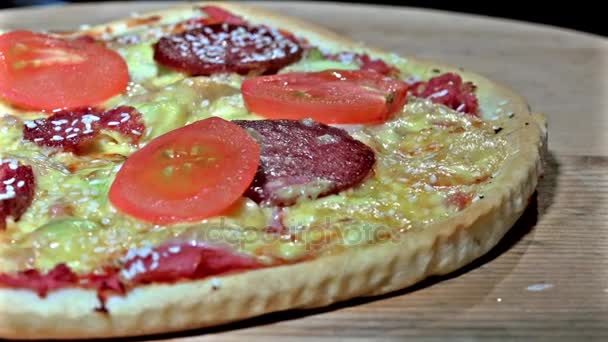 Pepperoni Pizza obrotowy — Wideo stockowe