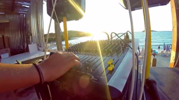 Готель Ipanema Бразилія Серпня Літо Пляж Партії Заході Сонця Переповненому — стокове відео