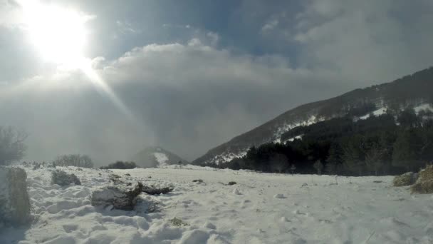 Горный Поход Снежным Дорогам Uhd Устойчивая Камера Хранения Кадров — стоковое видео