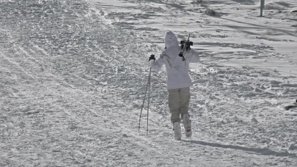 Young Girl Skiing Mountainside Daytime — Stock Video