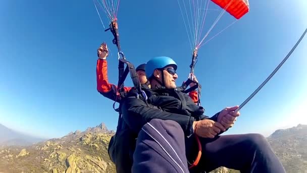 Prilep Makedonie Cca Únor 2017 Tandem Paragliding Nad Horami Dne — Stock video