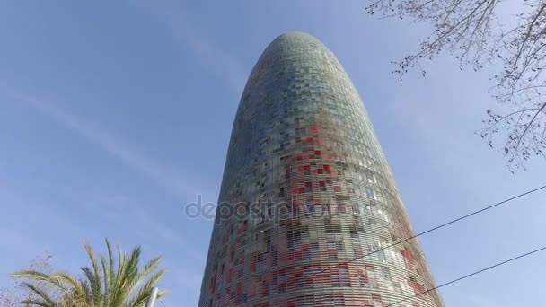 Barcelona Espanha Torre Agbar Vista Cima Para Baixo — Vídeo de Stock