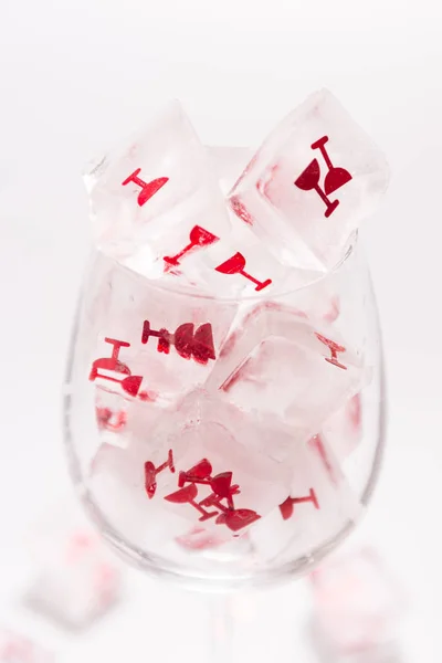 Cubos de hielo congelados decorados — Foto de Stock