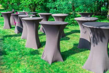 Ziyafet tablo kümesi