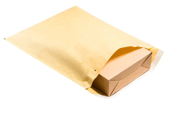 大邮筒内的褐色纸盒 — 图库照片