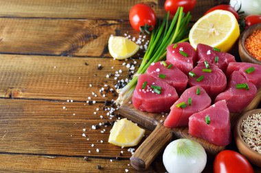 çiğ orkinos biftek