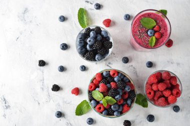 Yabanmersini salatası