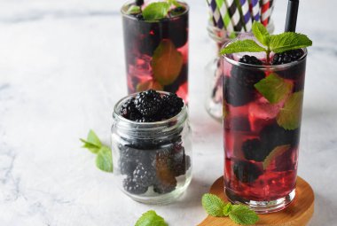 canlandırıcı yaz kokteyli