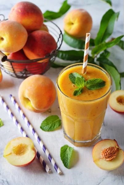 Orman meyveli smoothie