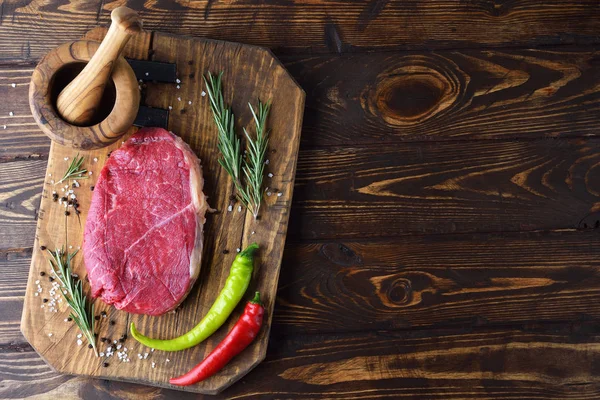 Roh-Rindersteak lizenzfreie Stockfotos