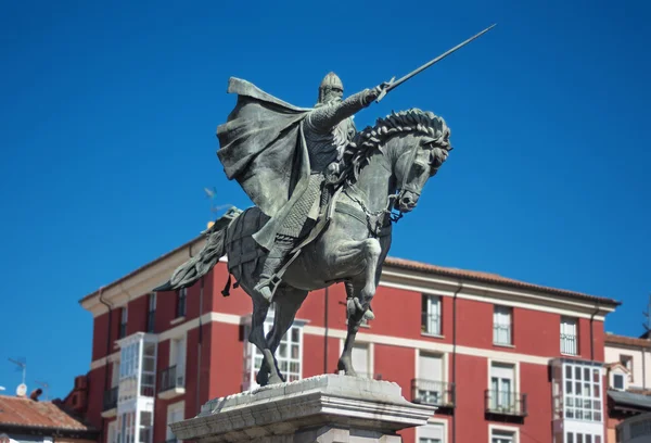 Antica statua del medeival soldato spagnolo Rodrigo diaz de Vivar — Foto Stock