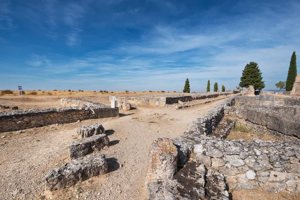 Ruiny starożytnej kolonii rzymskiej Clunia Sulpicia, w Burgos, Hiszpania. — Zdjęcie stockowe