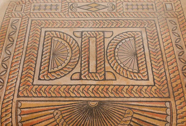 TOLEDO, SPAIN - DECEMBER 13: Ancient roman mosaic on december 13, 2013 in Toledo, Spain. — Stock Photo, Image