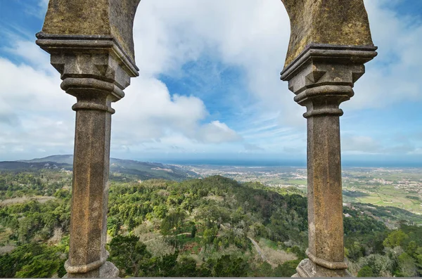 Punkt widokowy w zamku da Pena w Sintra, Portugalia. — Zdjęcie stockowe