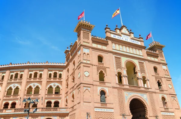 Famosa plaza de toros de Madrid. Plaza de toros de las Ventas, 13 de abril de 2013 en Madrid, España —  Fotos de Stock