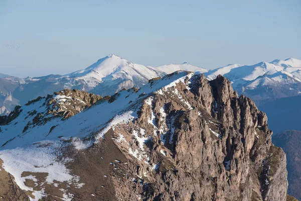 Χειμωνιάτικο τοπίο στα βουνά του Picos de Europa, Κανταβρία, Ισπανία. — Φωτογραφία Αρχείου