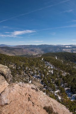 Burgos Neila lagün parkında bir bakış açısının kış manzarası