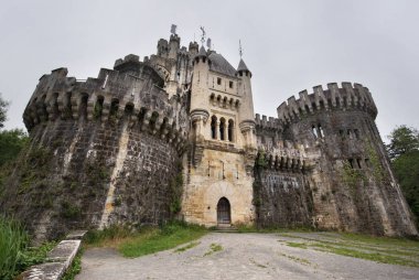 Butron Kalesi, Bask ülke, İspanya.