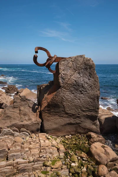 San Sebastian coastline landscape in peine de los vientos — Stock Photo, Image