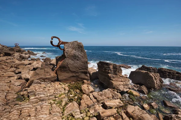 Paisaje costero de San Sebastián en peine de los vientos — Foto de Stock