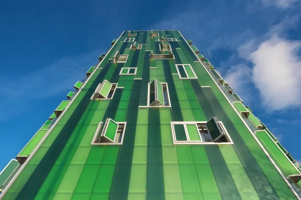 Madrid Espanha Janeiro 2018 Detalhe Fachada Edifício Residencial Moderno Verde — Fotografia de Stock