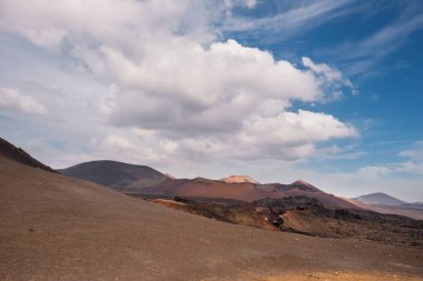 Timanfaya Ulusal Parkı, Lanzarote, Kanarya Adaları, İspanya 'daki inanılmaz volkanik manzara ve lav çölü..