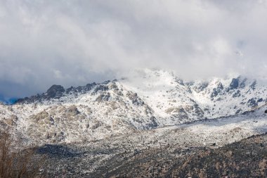 kış sahne Navacerrada Dağları, Madrid, İspanya.