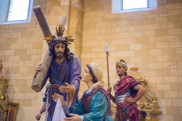 Briviesca, España - 31 de marzo de 2018: imagen de Jesucristo en procesión de Semana Santa, interior de la Iglesia de Santa María. Semana Santa en Briviesca, provincia de Burgos, España —  Fotos de Stock