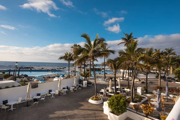 Piscinas Lago Martianez em Puerto de la Cruz, Tenerife, Ilhas Canárias, Espanha . — Fotografia de Stock