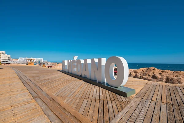 Praia El Medano, Tenerife, Ilhas Canárias, Espanha . — Fotografia de Stock