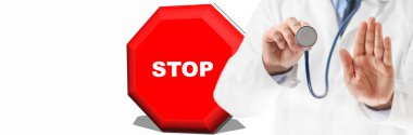 Dur levhası ve doktor el yasak işareti yapıyor. Hastalıklar hakkında doktor uyarısı. Sağlık hizmetleri.