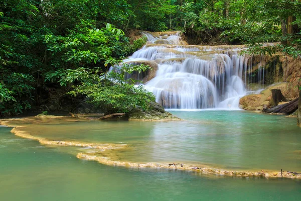 Waterfalls In Deep Forest at Erawan Waterfall in National Park K — Stock Photo, Image