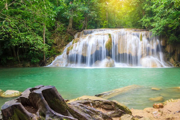 Waterfalls In Deep Forest at Erawan Waterfall in National Park K — Stock Photo, Image