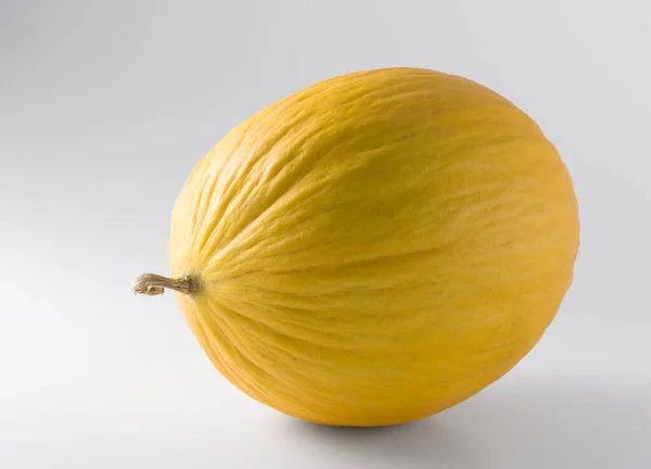 Melon Kuning Diisolasi Pada Latar Belakang Putih — Stok Foto