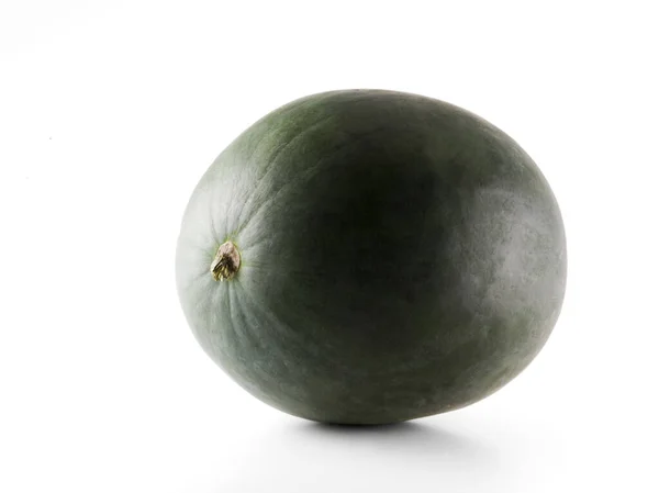 yeşil karpuz beyaz arkaplanda izole edilmiş