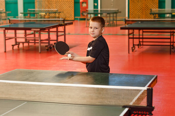 the pitch of the ball in table tennis, kids and sports