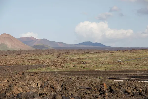 在兰萨罗特岛火山岛屿景观 — 图库照片