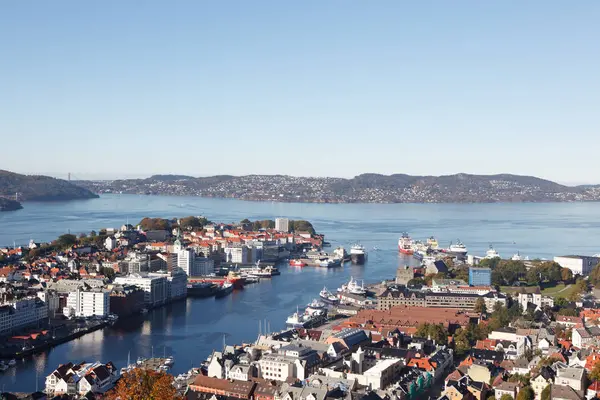 Prachtig uitzicht op de stad Bergen — Stockfoto