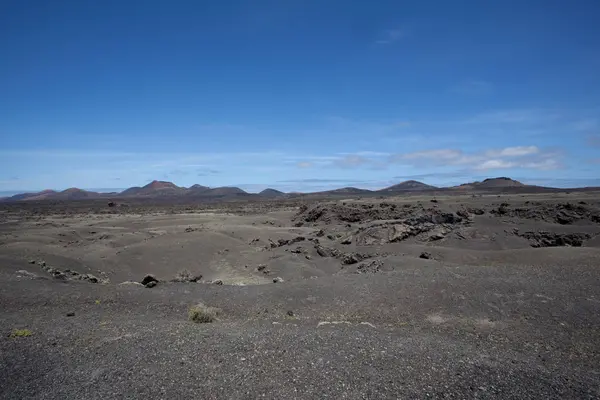 Vulkanische landschap op Lanzarote — Stockfoto