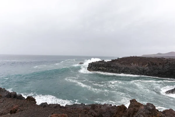 Un día ventoso en la isla canaria — Foto de Stock