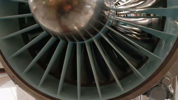 Een turbo jet engine — Stockvideo