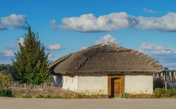 Сельский дом в Украине — стоковое фото