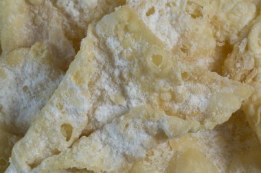 Geleneksel tatlı gevrek pasta melek kanatları vardır