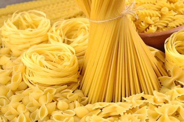 Assortimento di pasta italiana cruda — Foto Stock