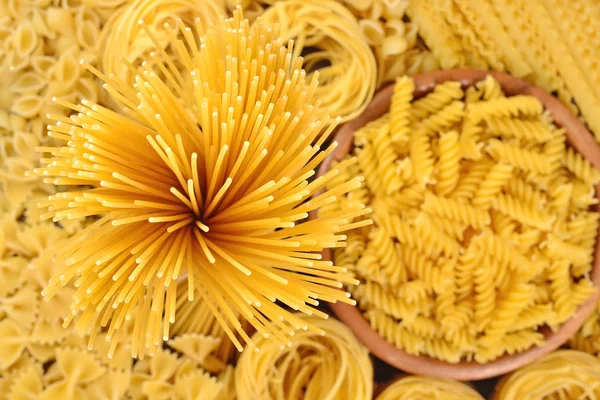 Assortimento di pasta italiana cruda — Foto Stock