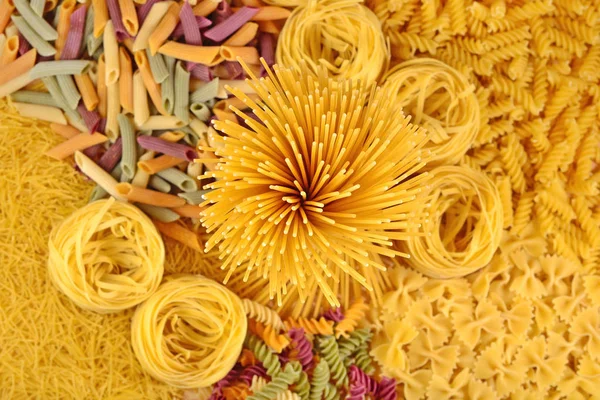 Assortimento di pasta italiana cruda — Foto Stock