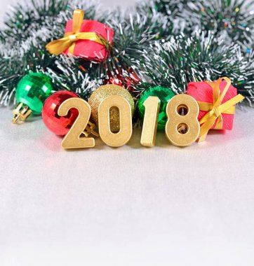 2018 yıl altın rakamlar ve Noel süsleri