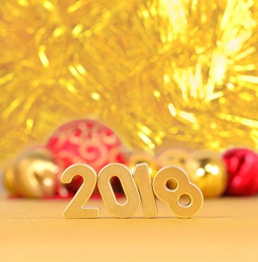 2018 yıl altın rakamlar ve Noel süsleri