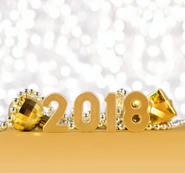 2018 yıl altın rakamlar bokeh arka plan üzerinde