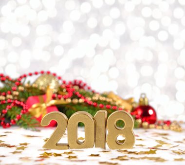 2018 yıl altın rakamlar ve Noel süsleri